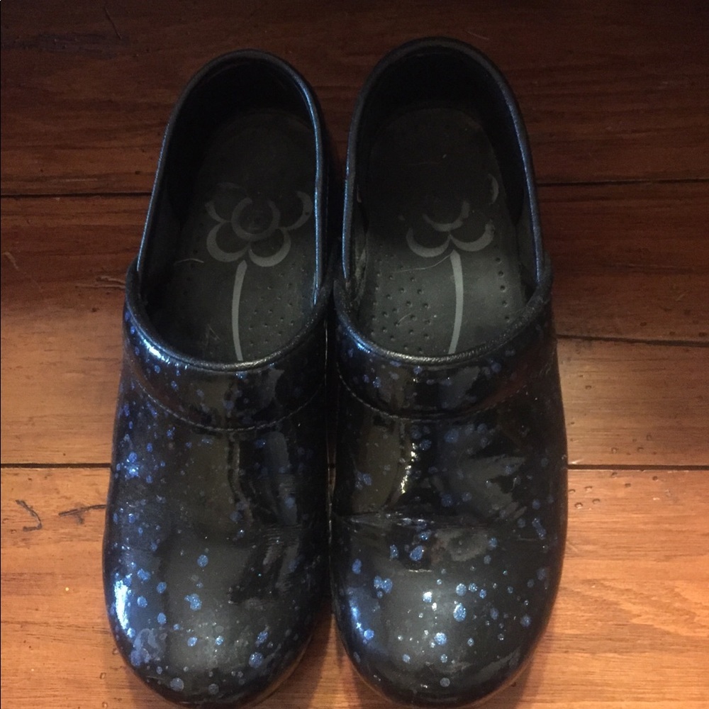 Sanita Clogs